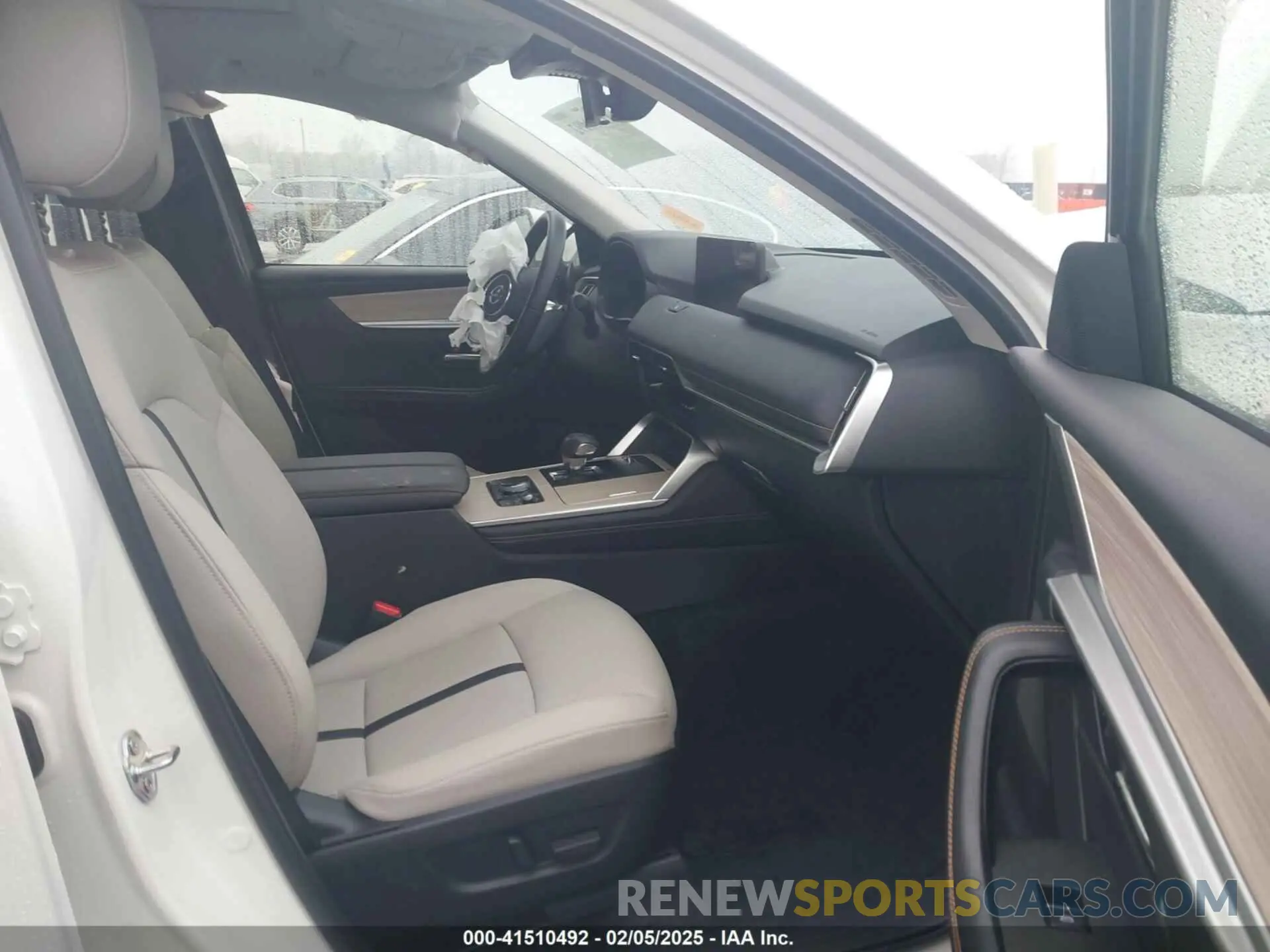 5 Photograph of a damaged car JM3KKBHD1S1191311 MAZDA CX-90 2025