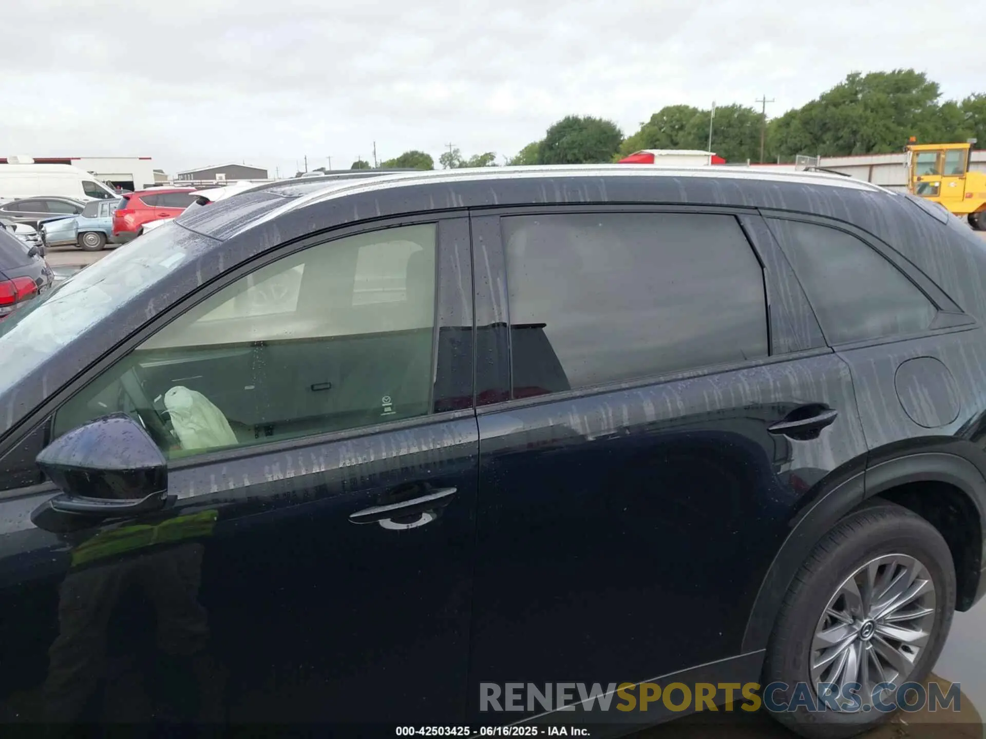 14 Photograph of a damaged car JM3KKBHD7S1208001 MAZDA CX-90 2025