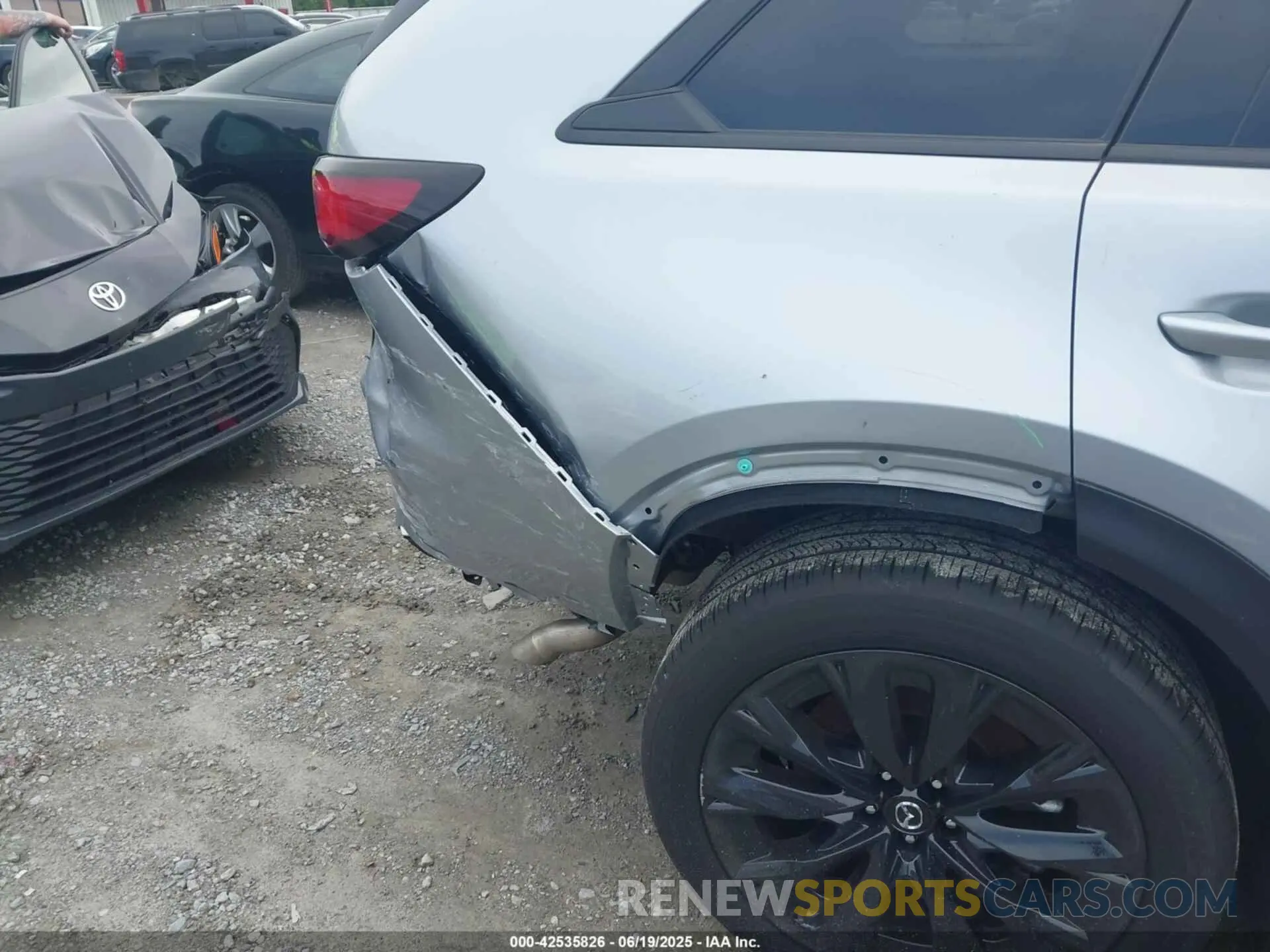 17 Photograph of a damaged car JM3KKCHDXS1222383 MAZDA CX-90 2025