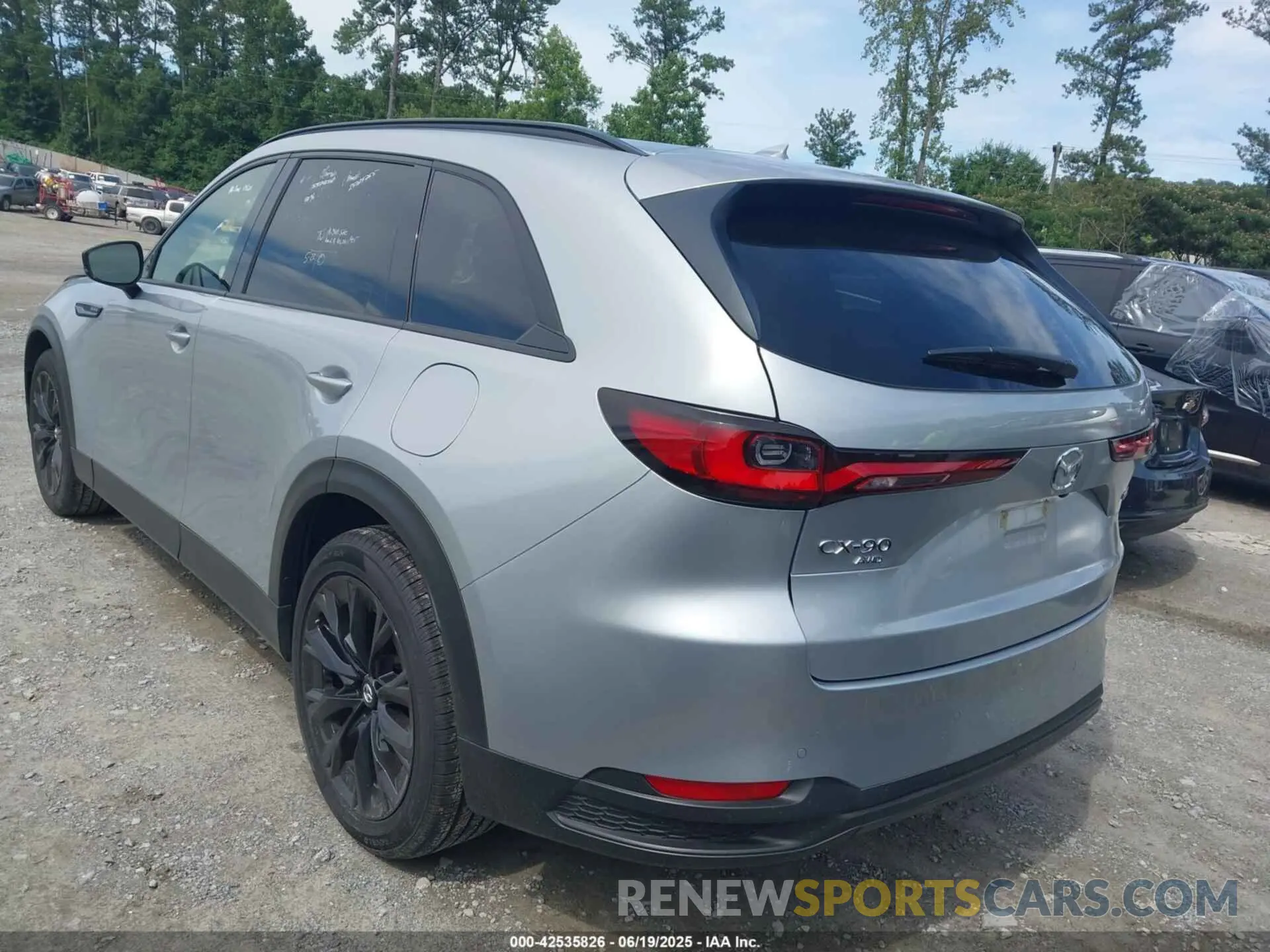 3 Photograph of a damaged car JM3KKCHDXS1222383 MAZDA CX-90 2025