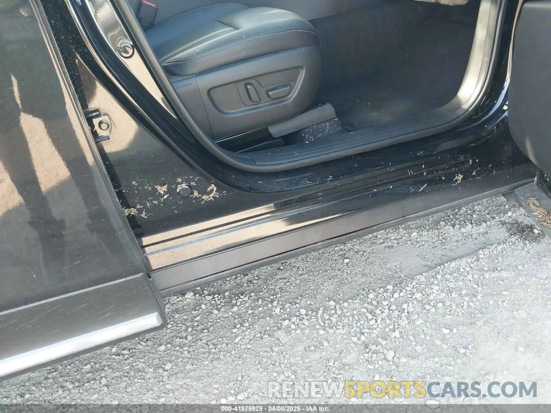 14 Photograph of a damaged car JM3KKEHD4S1218194 MAZDA CX-90 2025