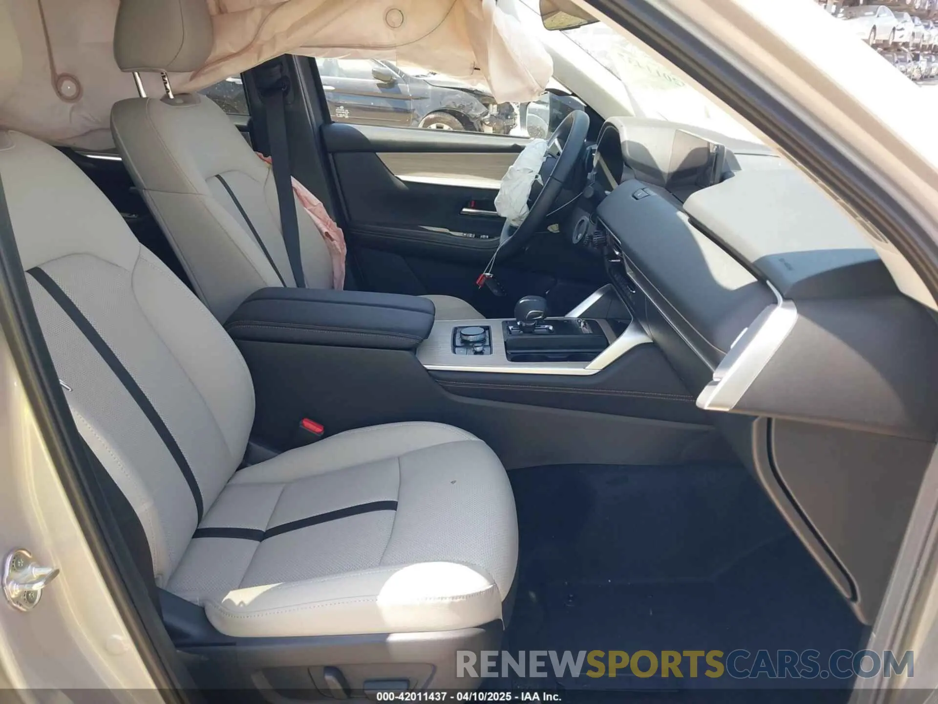 5 Photograph of a damaged car JM3KKCHA7S1225053 MAZDA CX-90 PHEV 2025