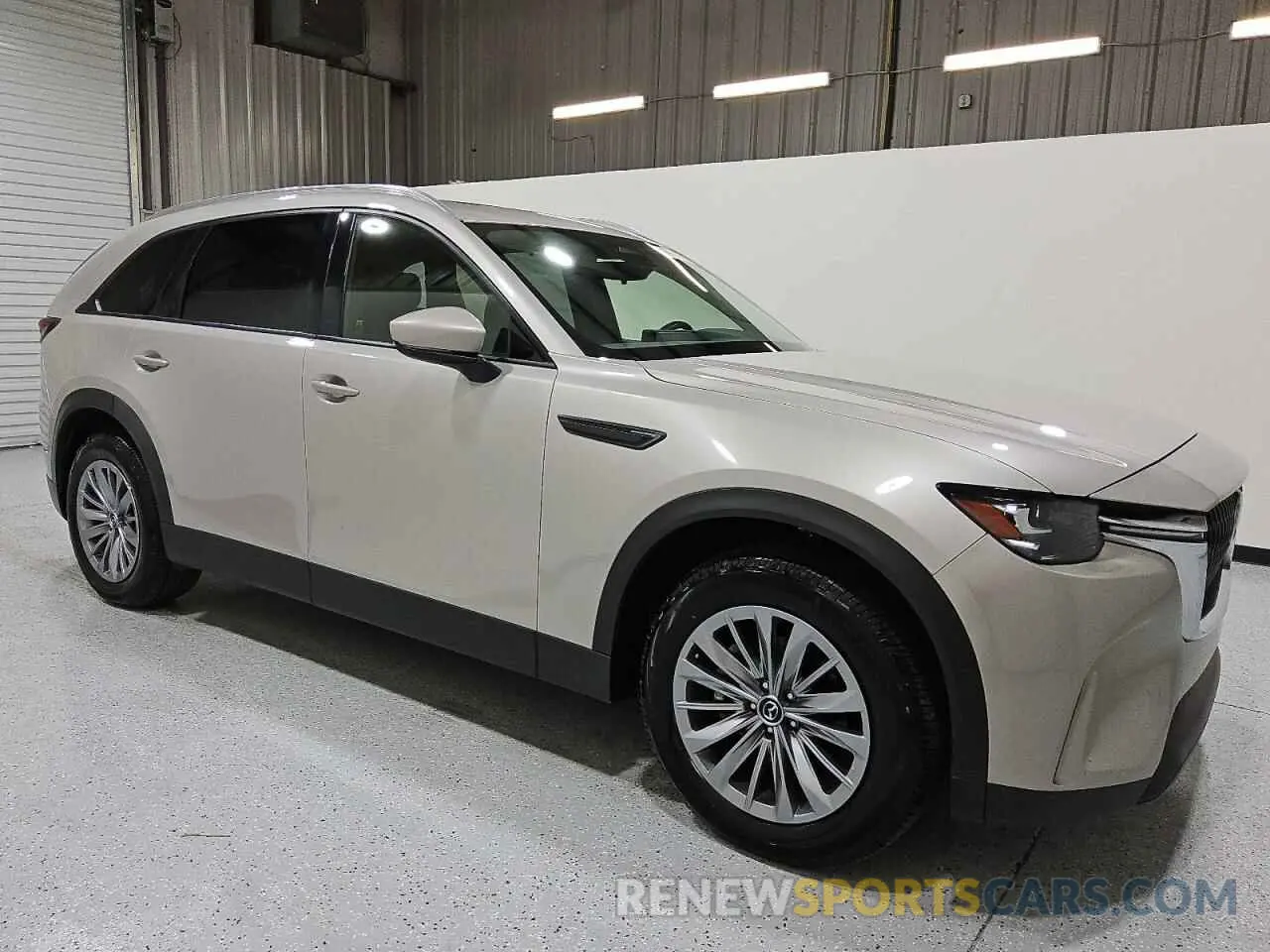 4 Photograph of a damaged car JM3KKBHD7R1133066 MAZDA CX-90 PREF 2024