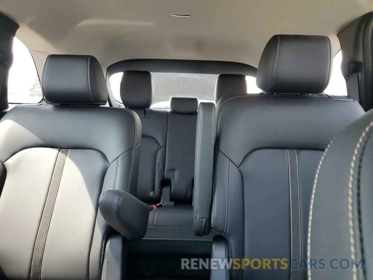 10 Photograph of a damaged car JM3KKCHD3R1104928 MAZDA CX-90 PREF 2024
