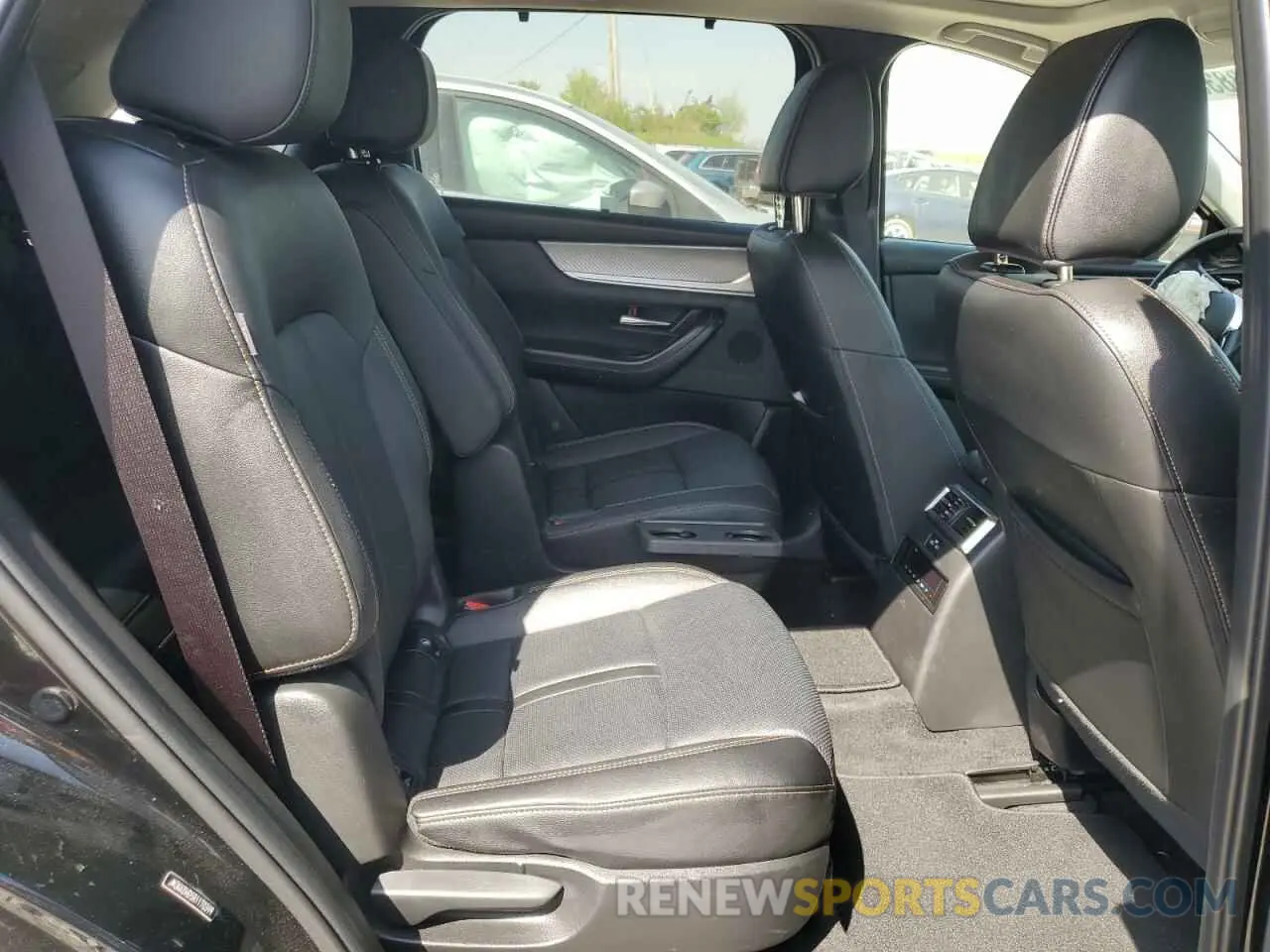 11 Photograph of a damaged car JM3KKDHD5R1170399 MAZDA CX-90 PREM 2024