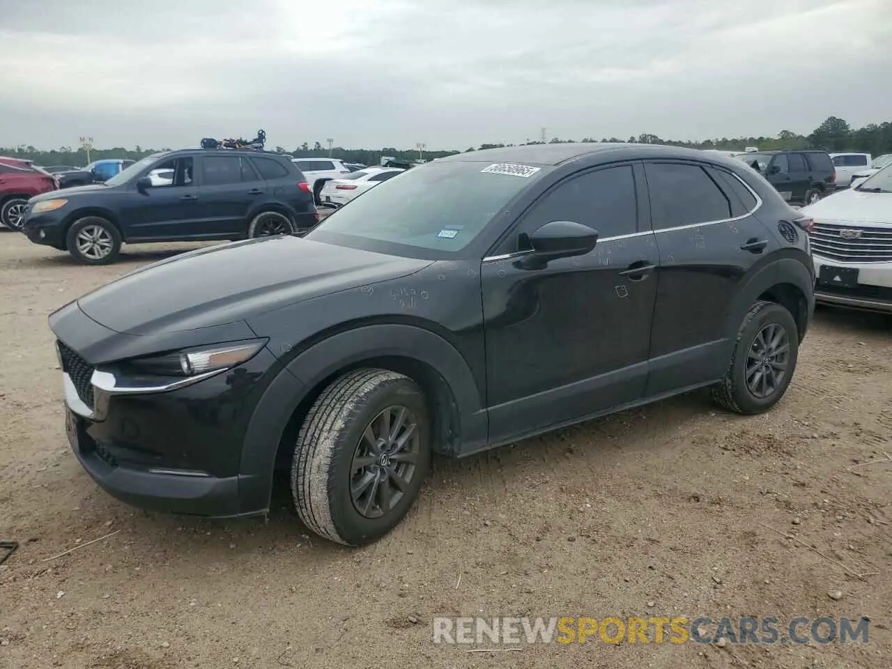1 Photograph of a damaged car 3MVDMABL3LM113072 MAZDA CX30 2020