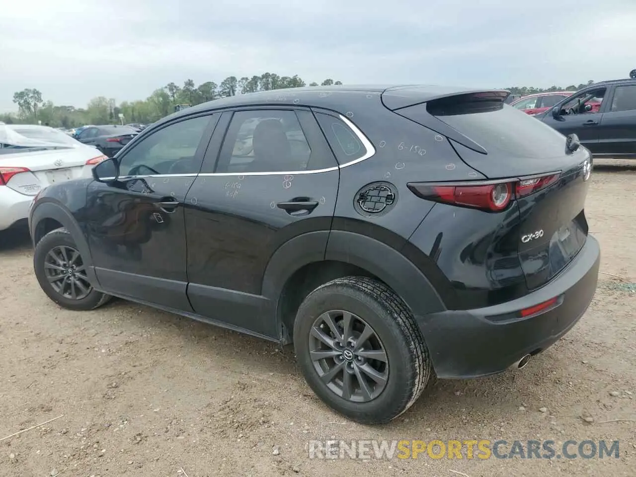 2 Photograph of a damaged car 3MVDMABL3LM113072 MAZDA CX30 2020