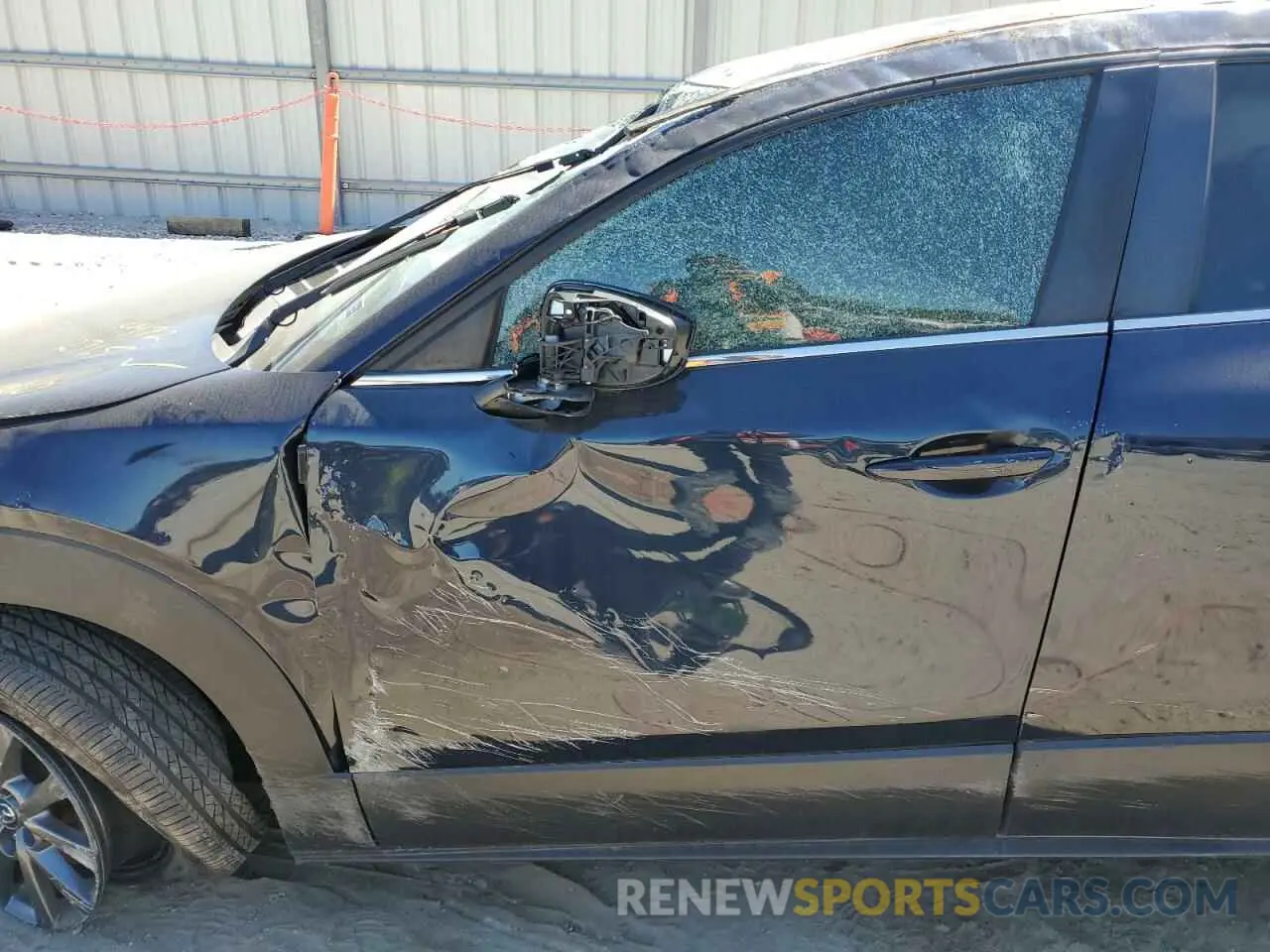 7 Photograph of a damaged car 3MVDMABL5LM103482 MAZDA CX30 2020