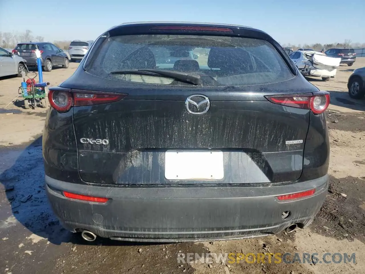 6 Photograph of a damaged car 3MVDMABL6LM114085 MAZDA CX30 2020