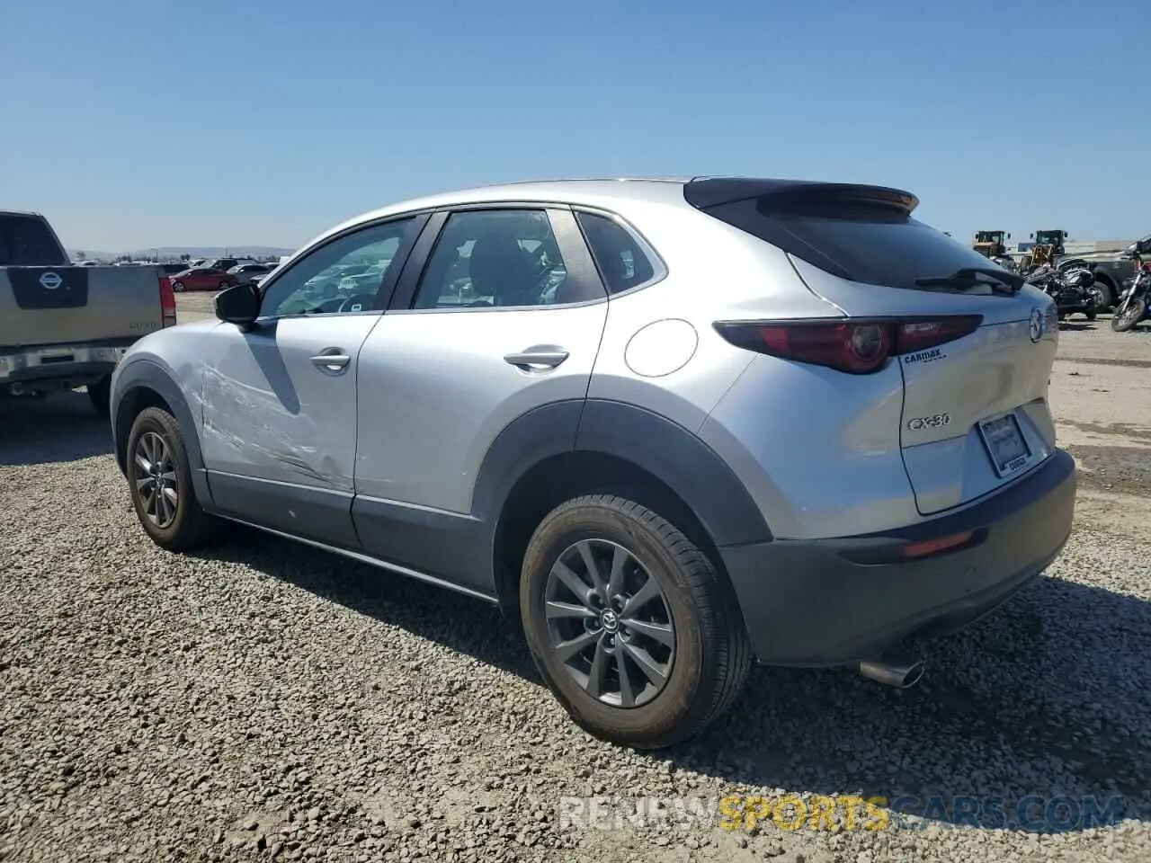 2 Photograph of a damaged car 3MVDMABL8LM135925 MAZDA CX30 2020