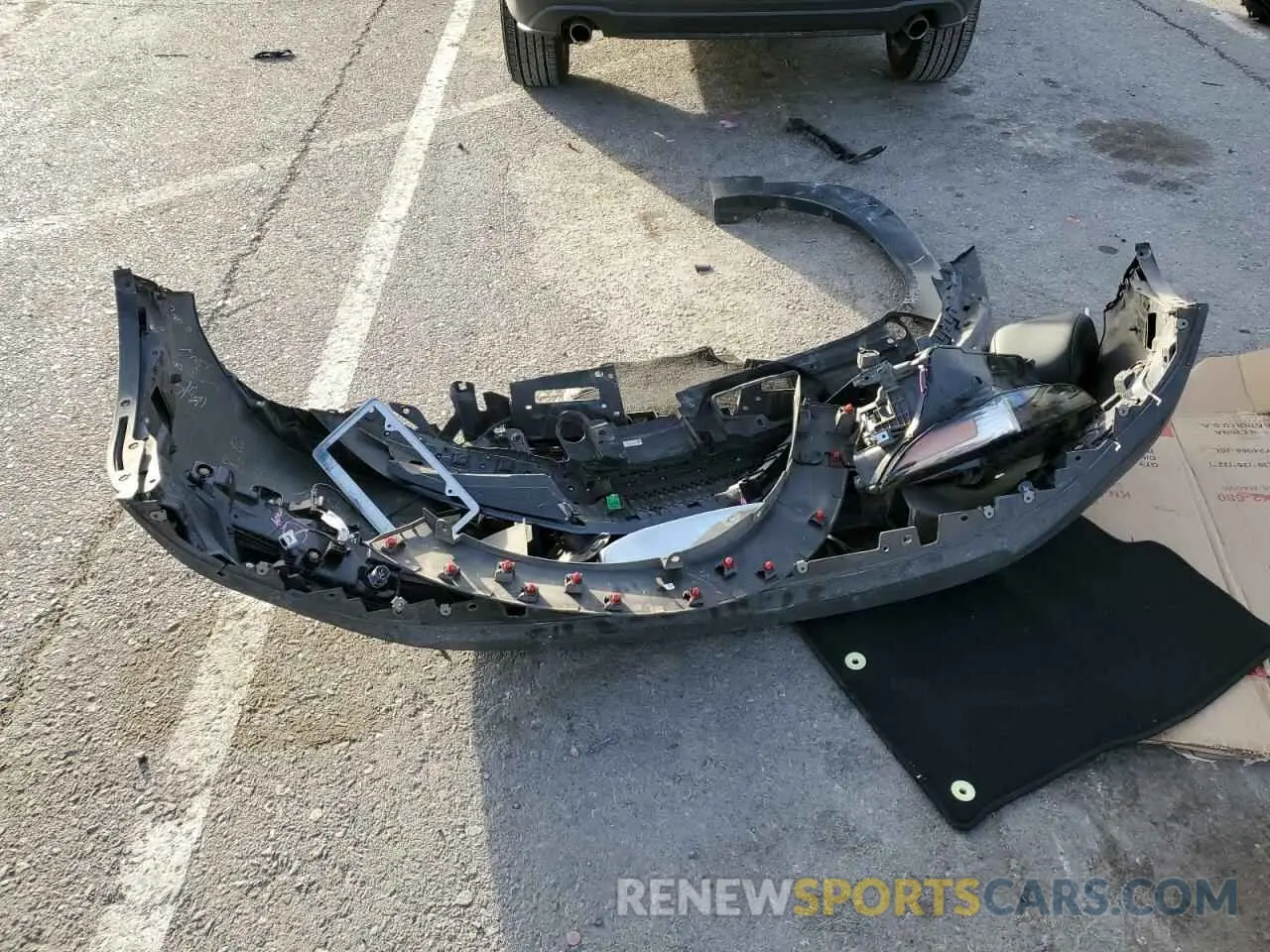 12 Photograph of a damaged car 3MVDMACL5LM134133 MAZDA CX30 2020