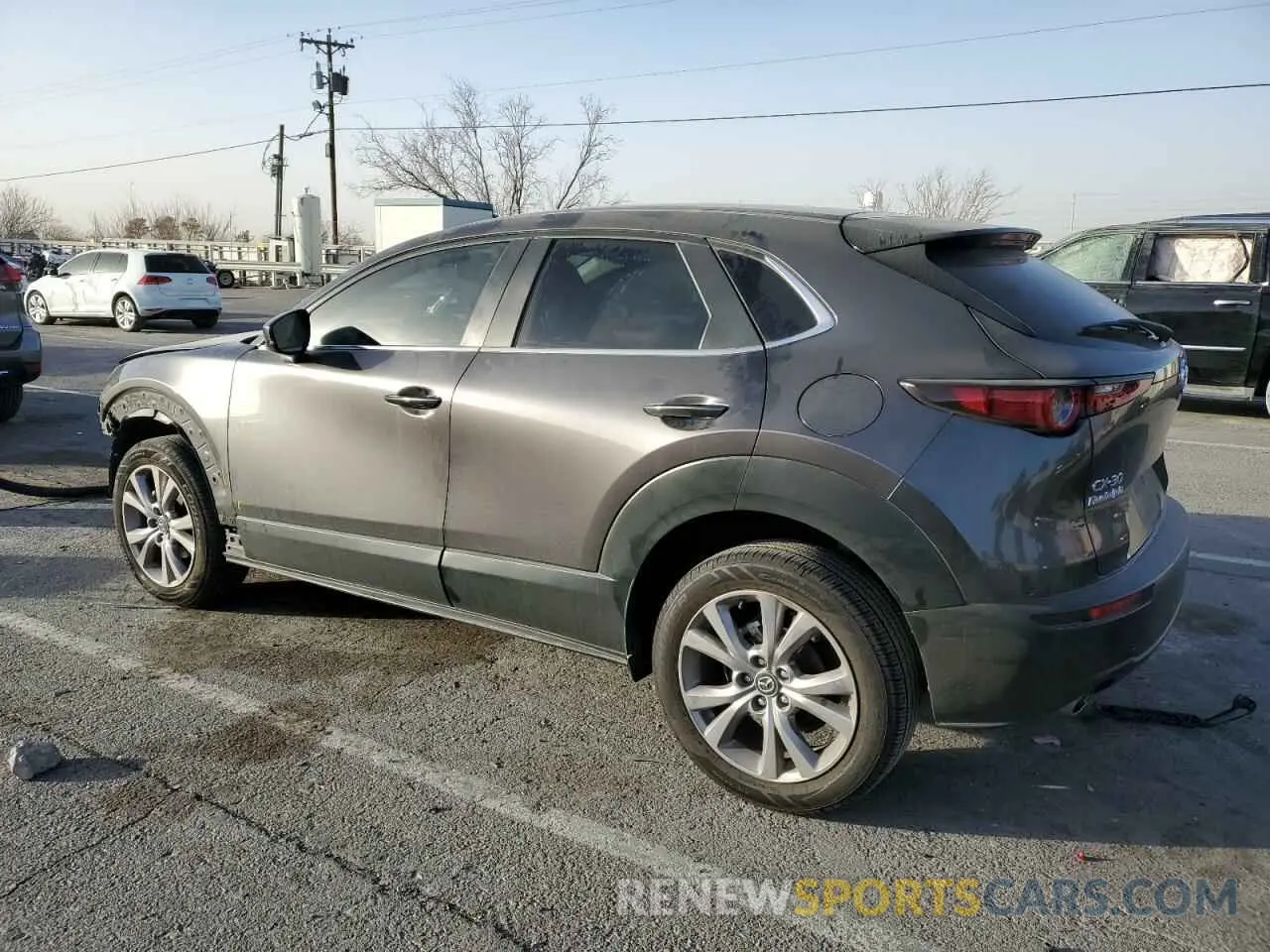 2 Photograph of a damaged car 3MVDMACL5LM134133 MAZDA CX30 2020