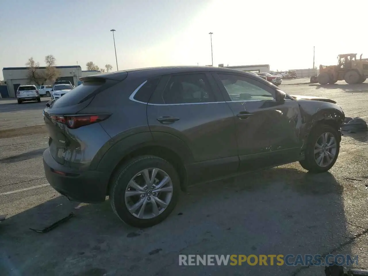 3 Photograph of a damaged car 3MVDMACL5LM134133 MAZDA CX30 2020