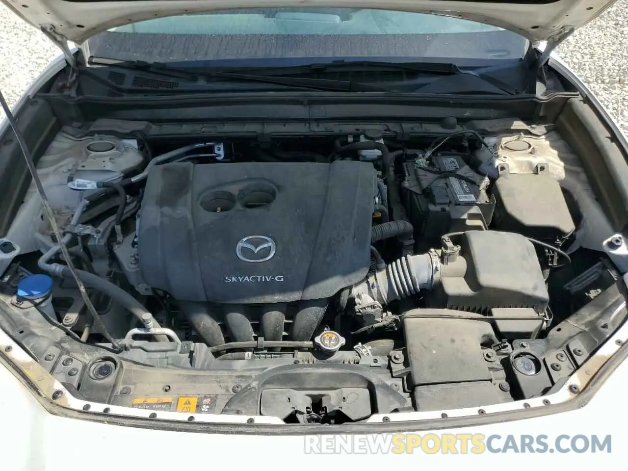 12 Photograph of a damaged car 3MVDMACL6LM139339 MAZDA CX30 2020