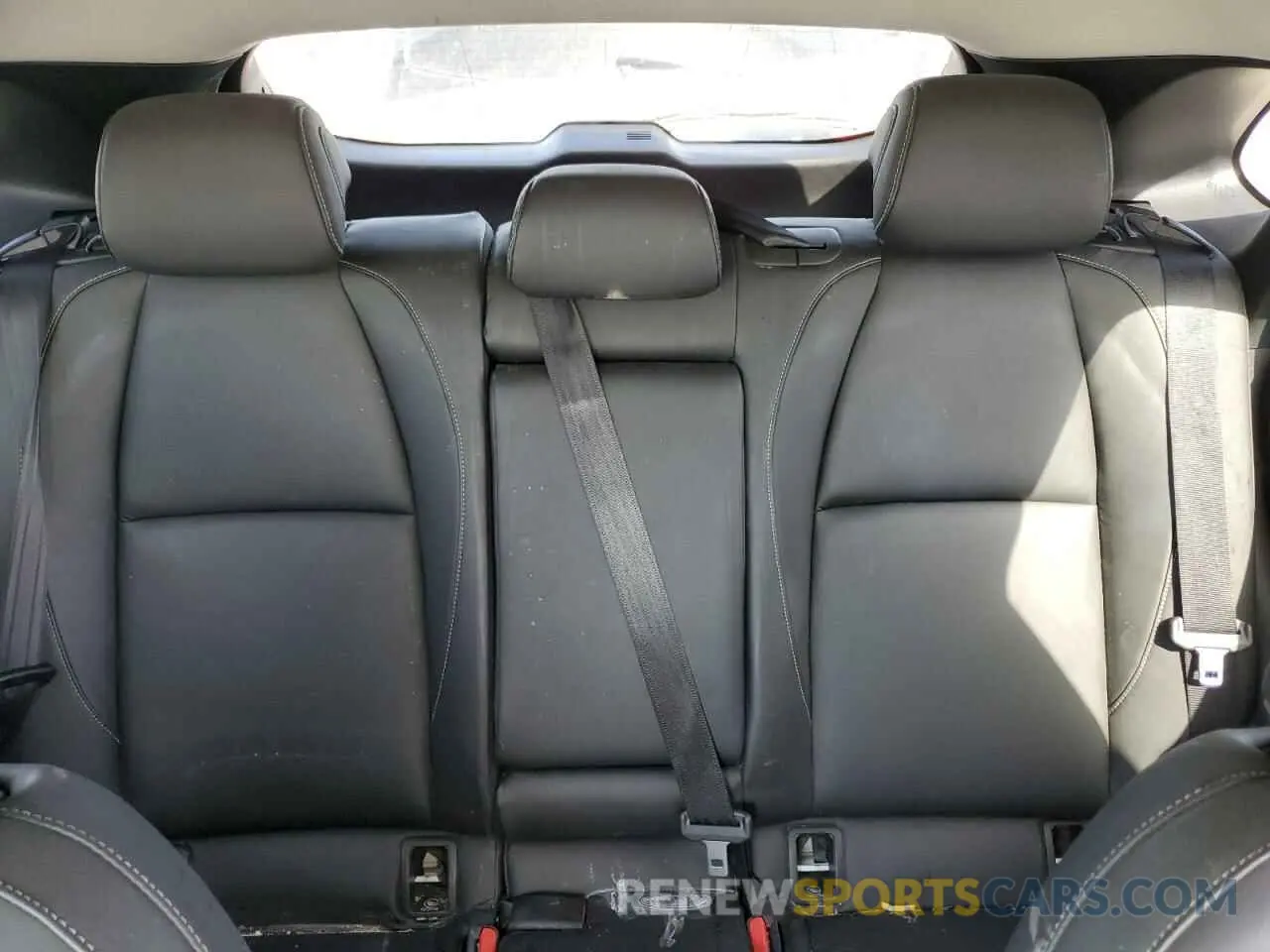 10 Photograph of a damaged car 3MVDMACLXLM115495 MAZDA CX30 2020