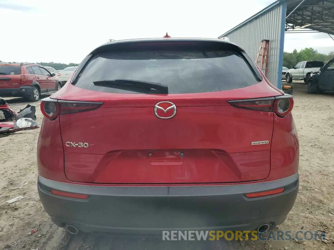 6 Photograph of a damaged car 3MVDMAEM7LM138769 MAZDA CX30 2020