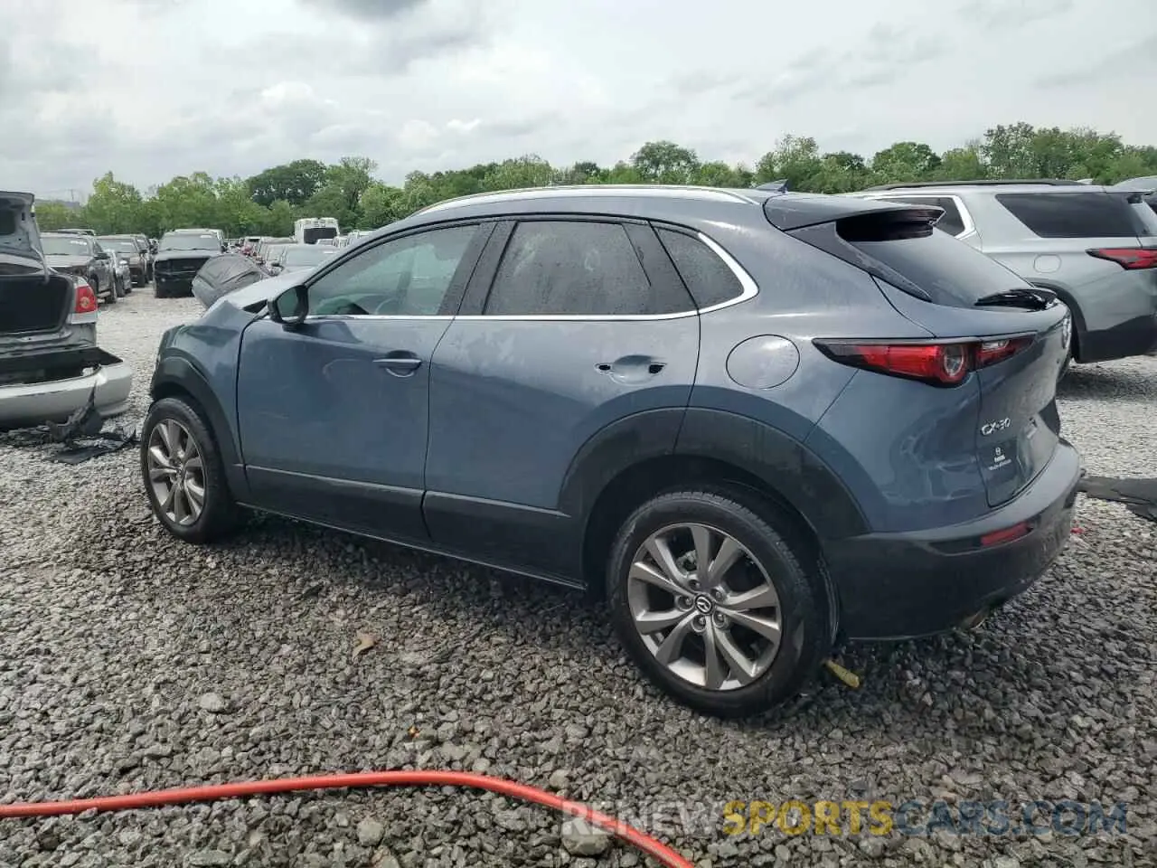 2 Photograph of a damaged car 3MVDMAEMXLM111629 MAZDA CX30 2020