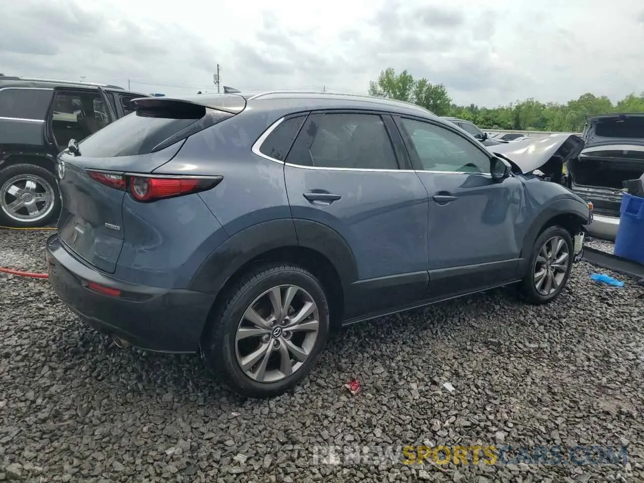 3 Photograph of a damaged car 3MVDMAEMXLM111629 MAZDA CX30 2020