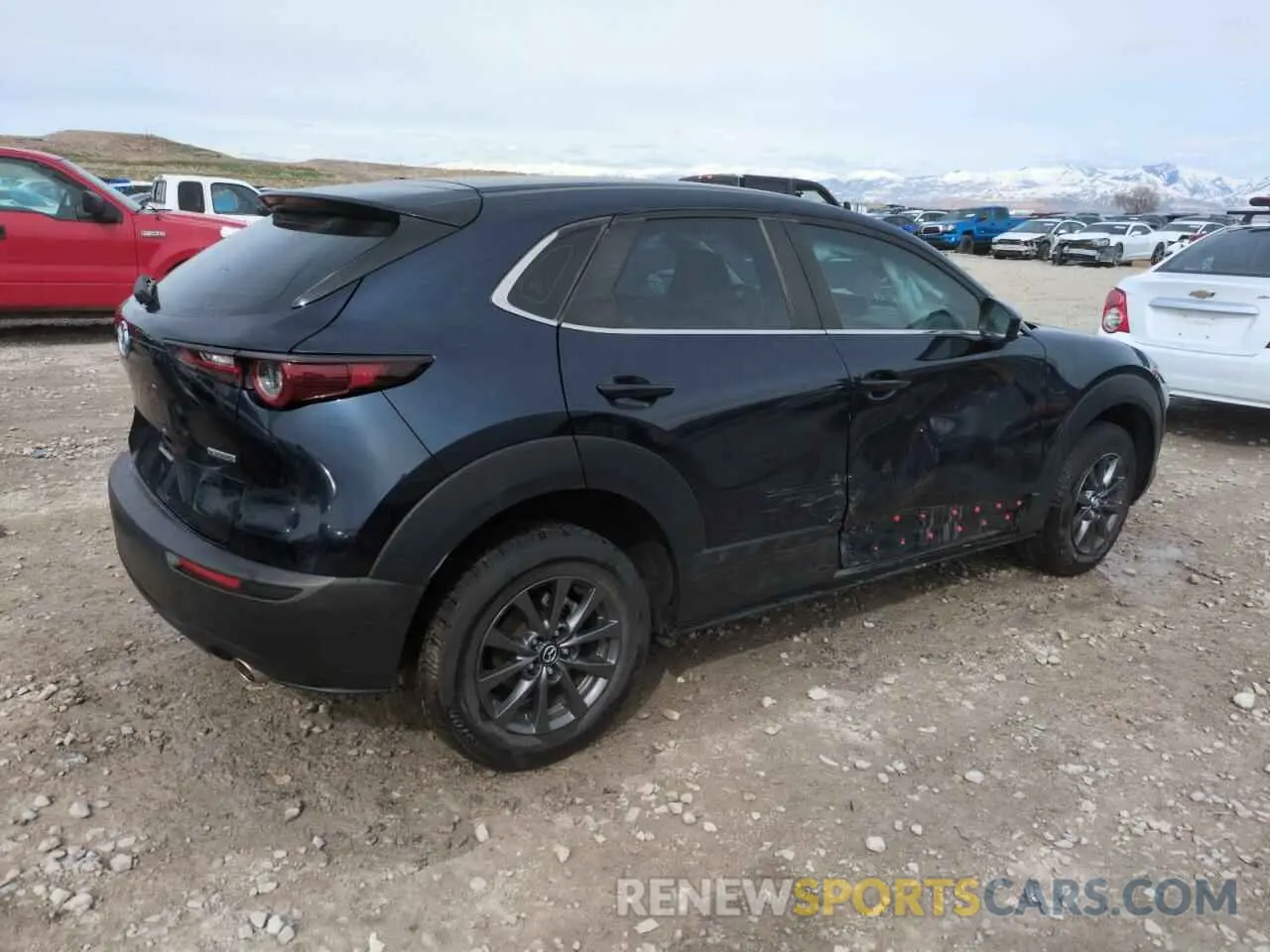 3 Photograph of a damaged car 3MVDMBBL3LM128600 MAZDA CX30 2020