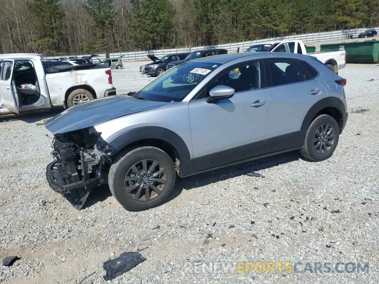1 Photograph of a damaged car 3MVDMBBLXLM103452 MAZDA CX30 2020