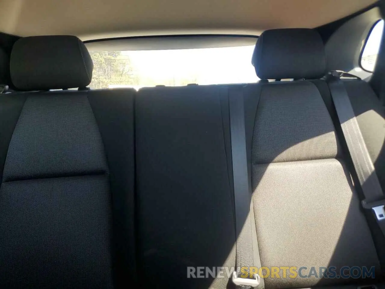 10 Photograph of a damaged car 3MVDMBBLXLM103452 MAZDA CX30 2020
