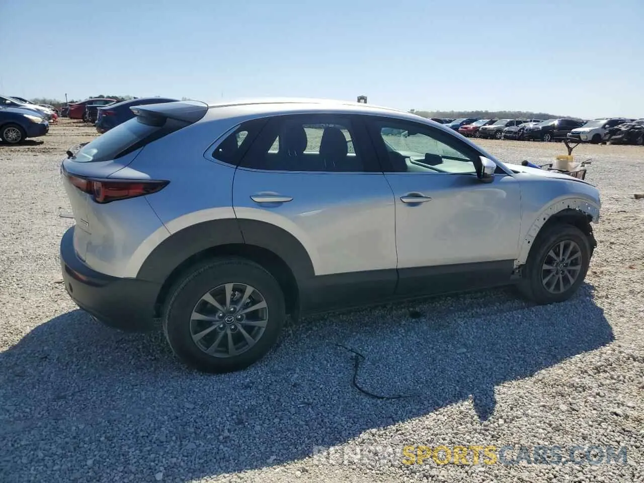 3 Photograph of a damaged car 3MVDMBBLXLM103452 MAZDA CX30 2020