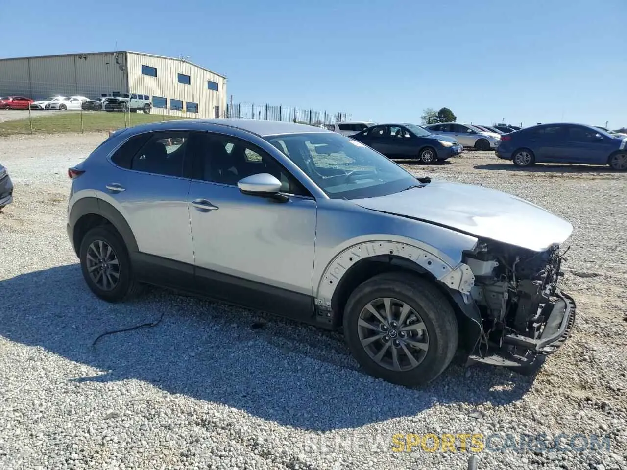 4 Photograph of a damaged car 3MVDMBBLXLM103452 MAZDA CX30 2020