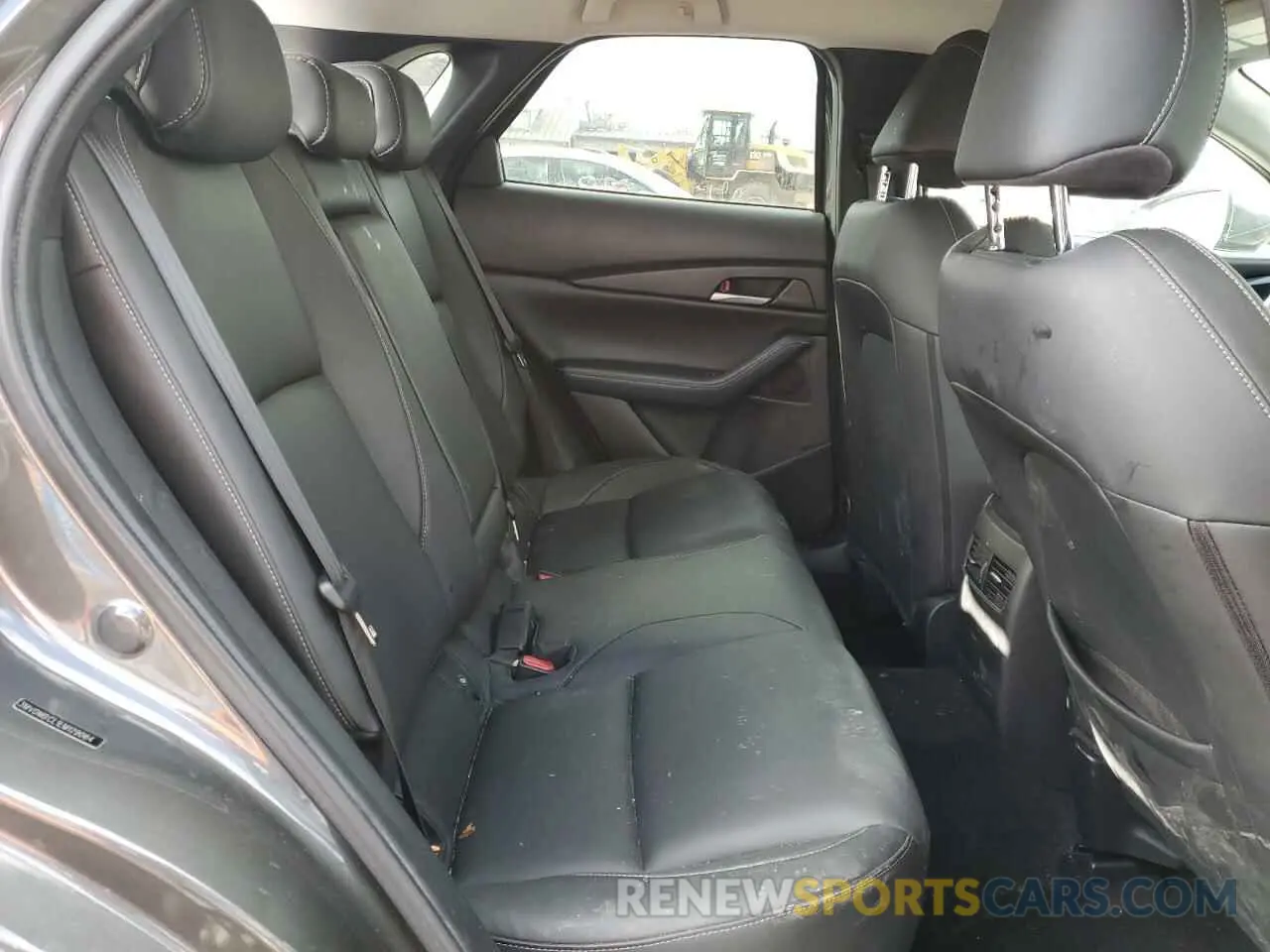 10 Photograph of a damaged car 3MVDMBCL1LM129064 MAZDA CX30 2020