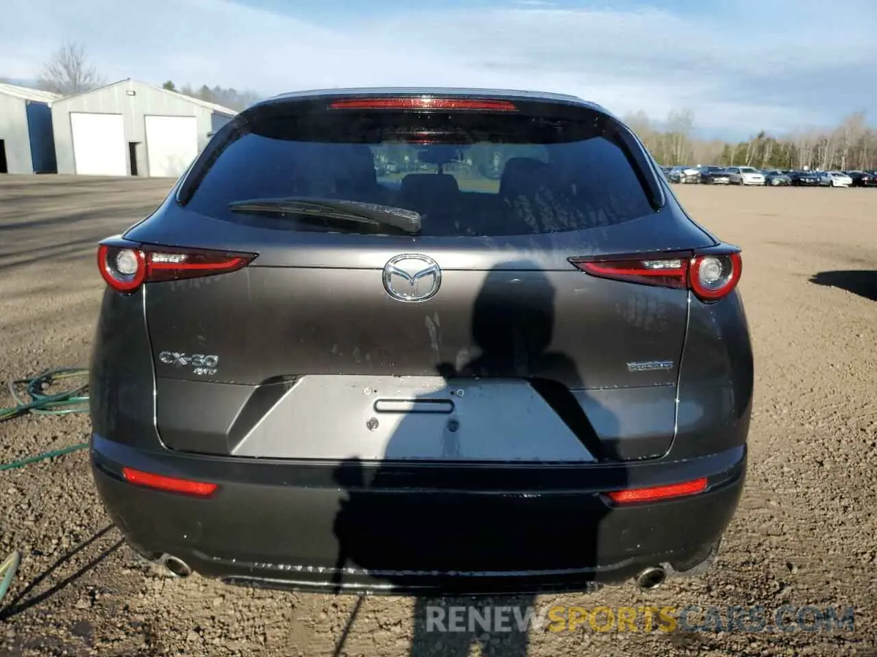 6 Photograph of a damaged car 3MVDMBCL1LM132787 MAZDA CX30 2020