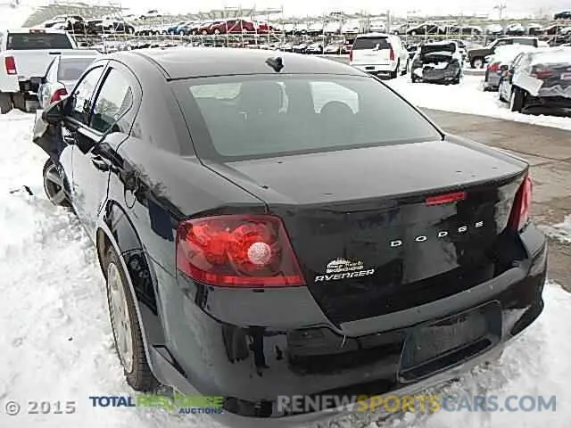 4 Photograph of a damaged car 3MVDMBCL3LM110144 MAZDA CX30 2020