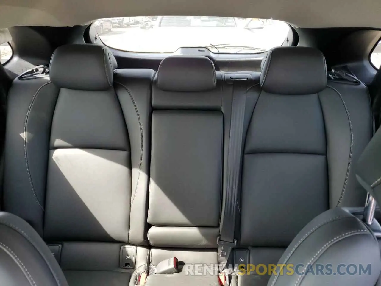 10 Photograph of a damaged car 3MVDMBCL7LM123883 MAZDA CX30 2020