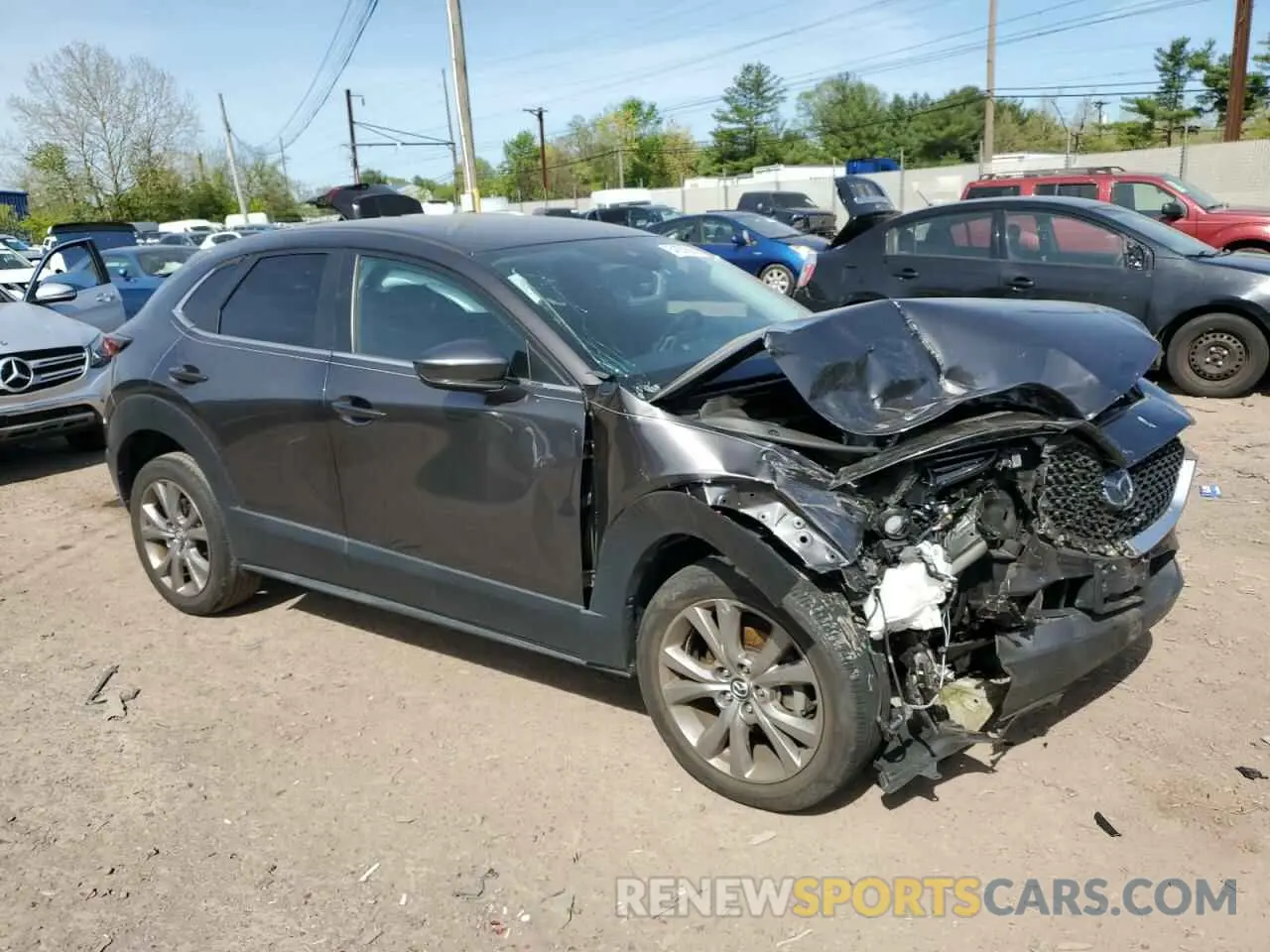 4 Photograph of a damaged car 3MVDMBCL7LM123883 MAZDA CX30 2020