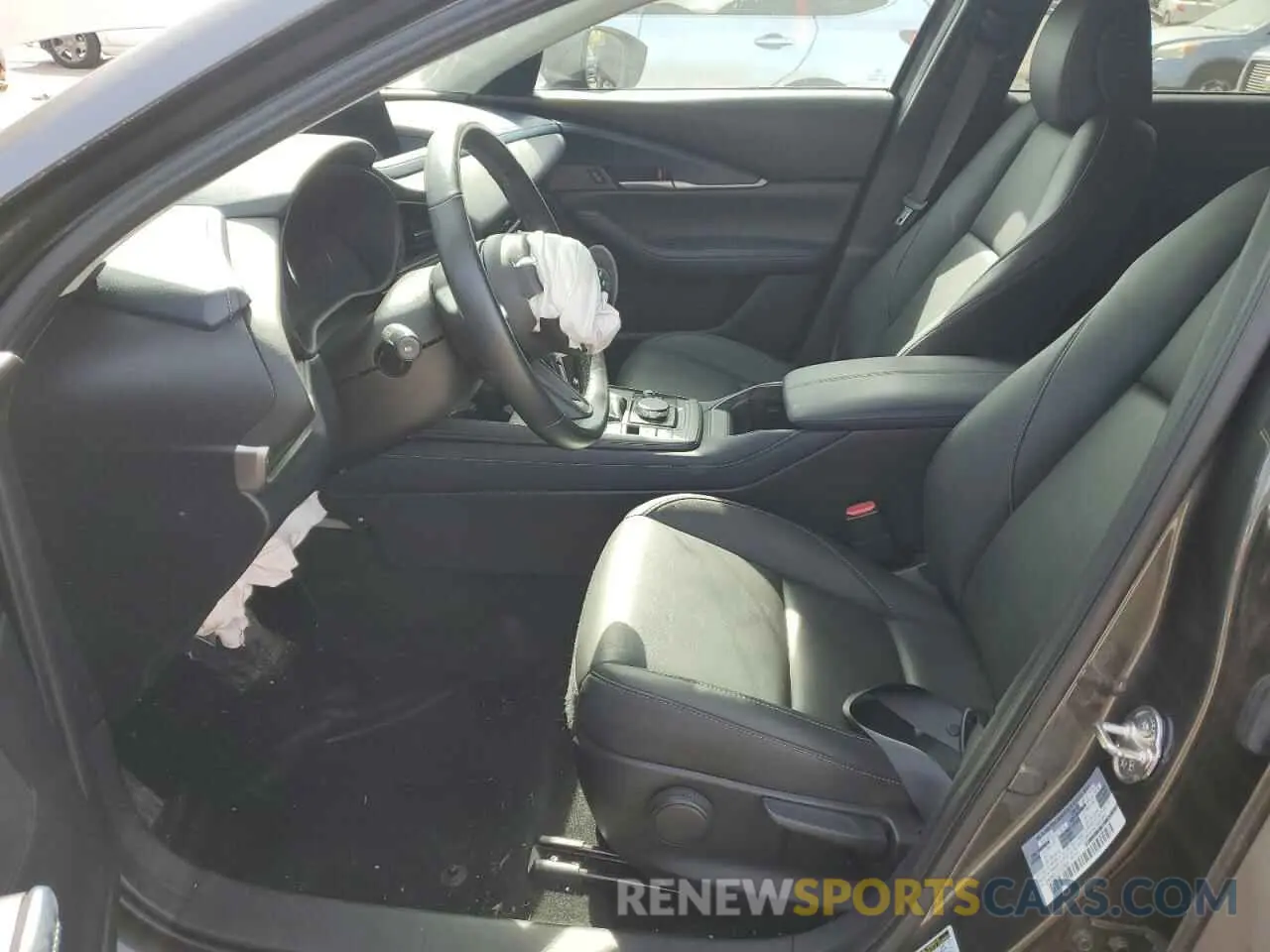 7 Photograph of a damaged car 3MVDMBCL7LM123883 MAZDA CX30 2020