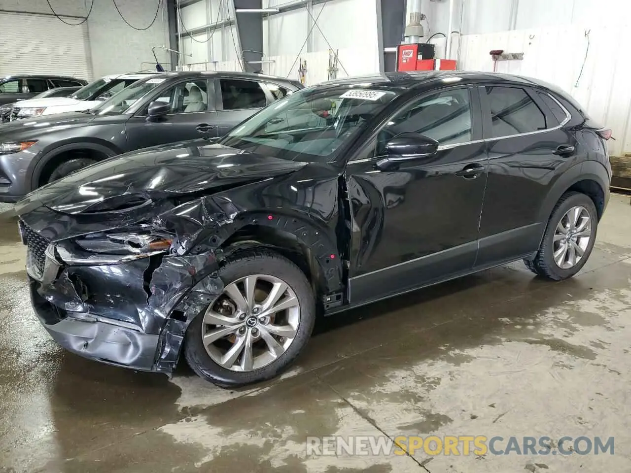1 Photograph of a damaged car 3MVDMBCLXLM117155 MAZDA CX30 2020