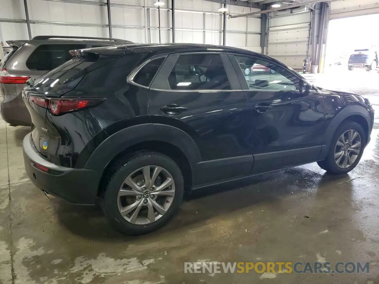 3 Photograph of a damaged car 3MVDMBCLXLM117155 MAZDA CX30 2020