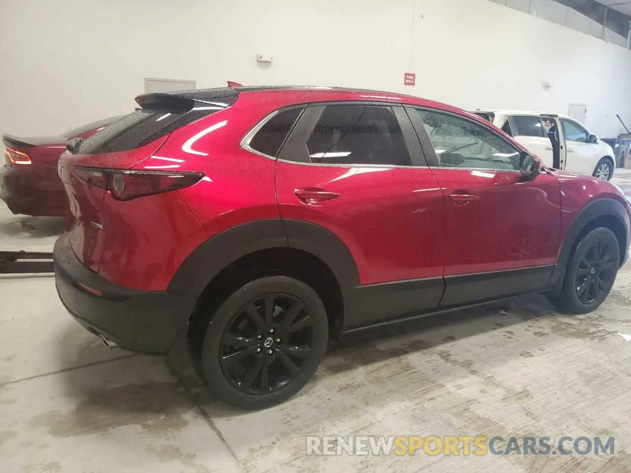 3 Photograph of a damaged car 3MVDMBDL1LM130214 MAZDA CX30 2020