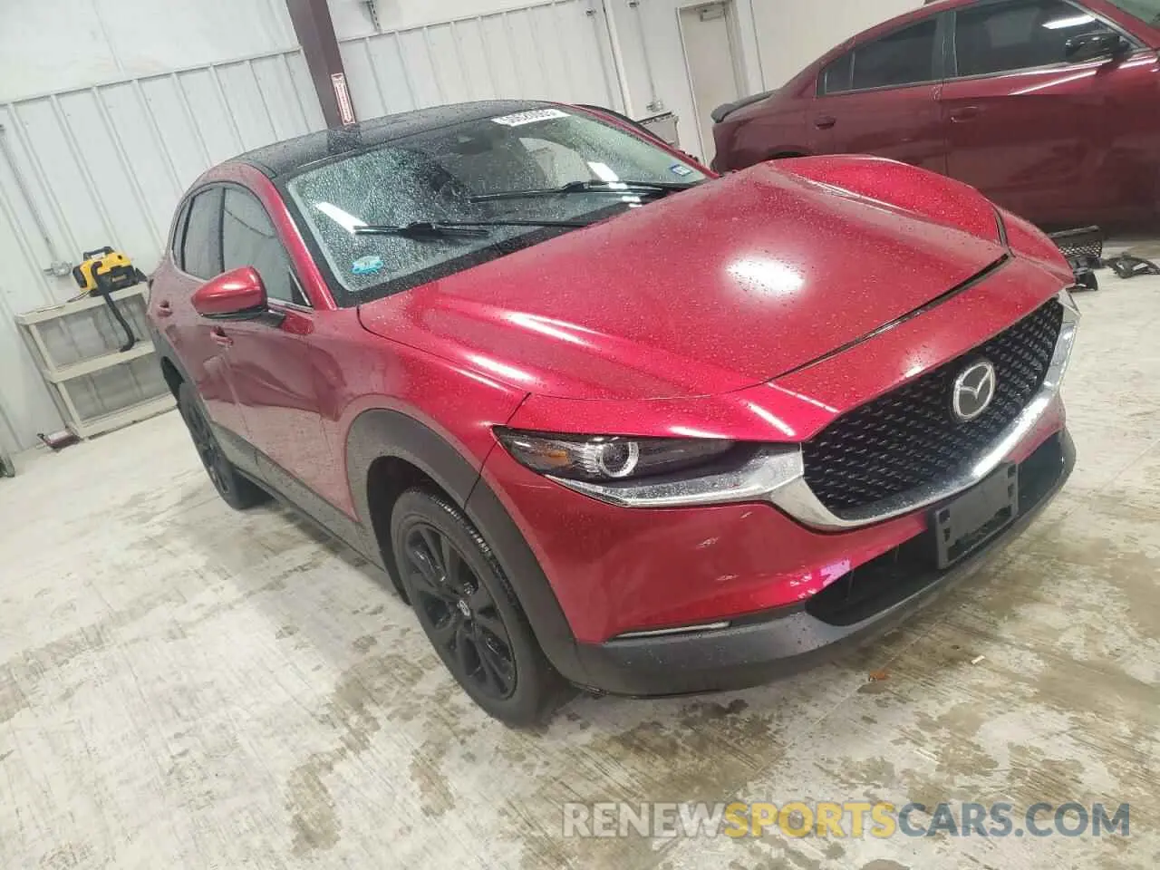 4 Photograph of a damaged car 3MVDMBDL1LM130214 MAZDA CX30 2020