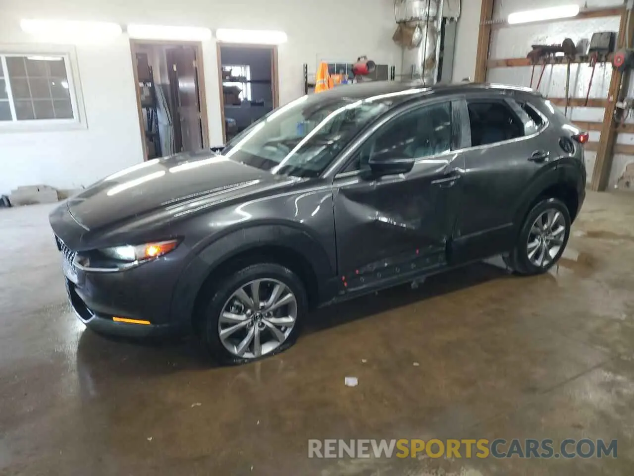 1 Photograph of a damaged car 3MVDMBDL3LM104682 MAZDA CX30 2020