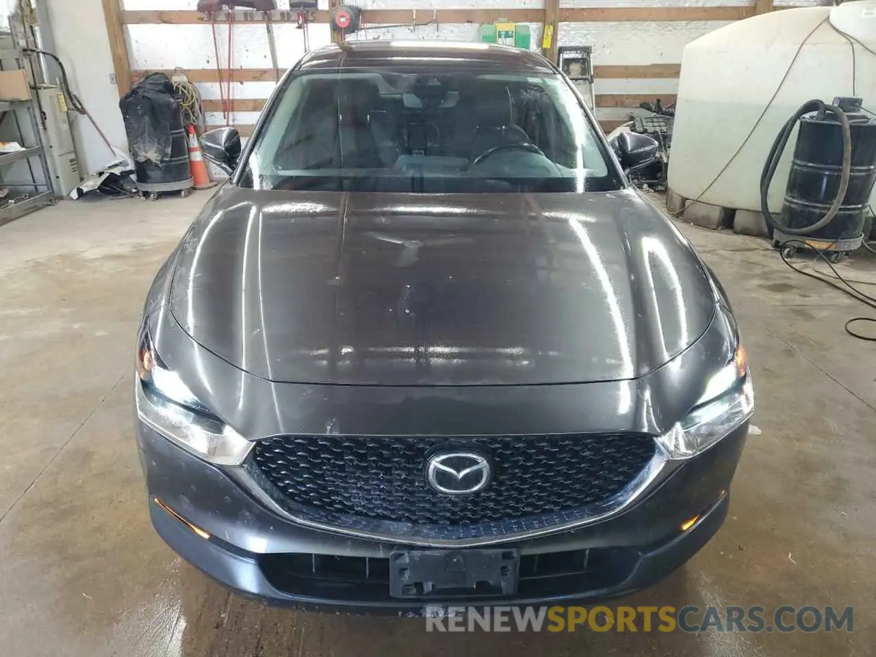 5 Photograph of a damaged car 3MVDMBDL3LM104682 MAZDA CX30 2020