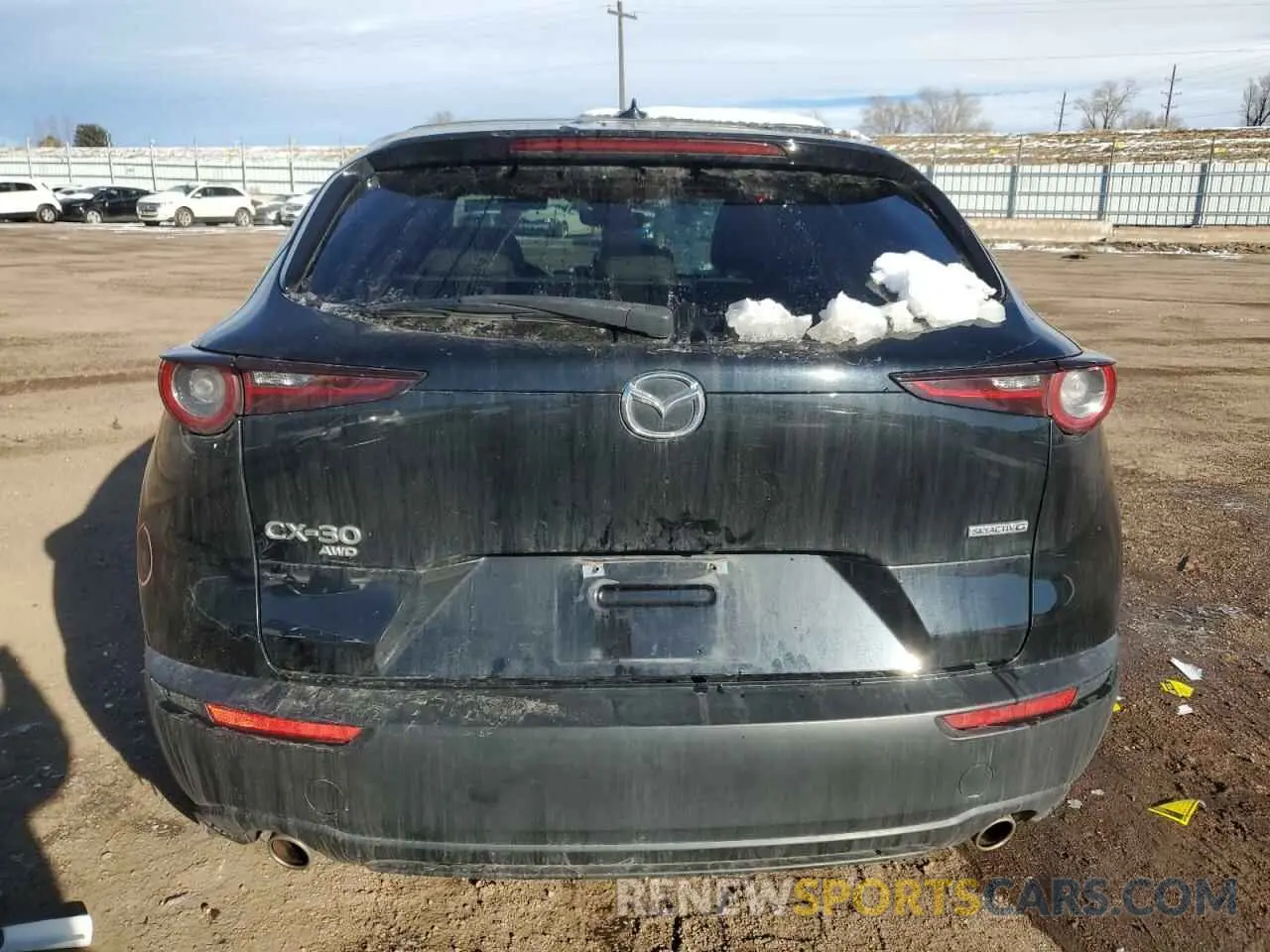 6 Photograph of a damaged car 3MVDMBDL3LM127038 MAZDA CX30 2020