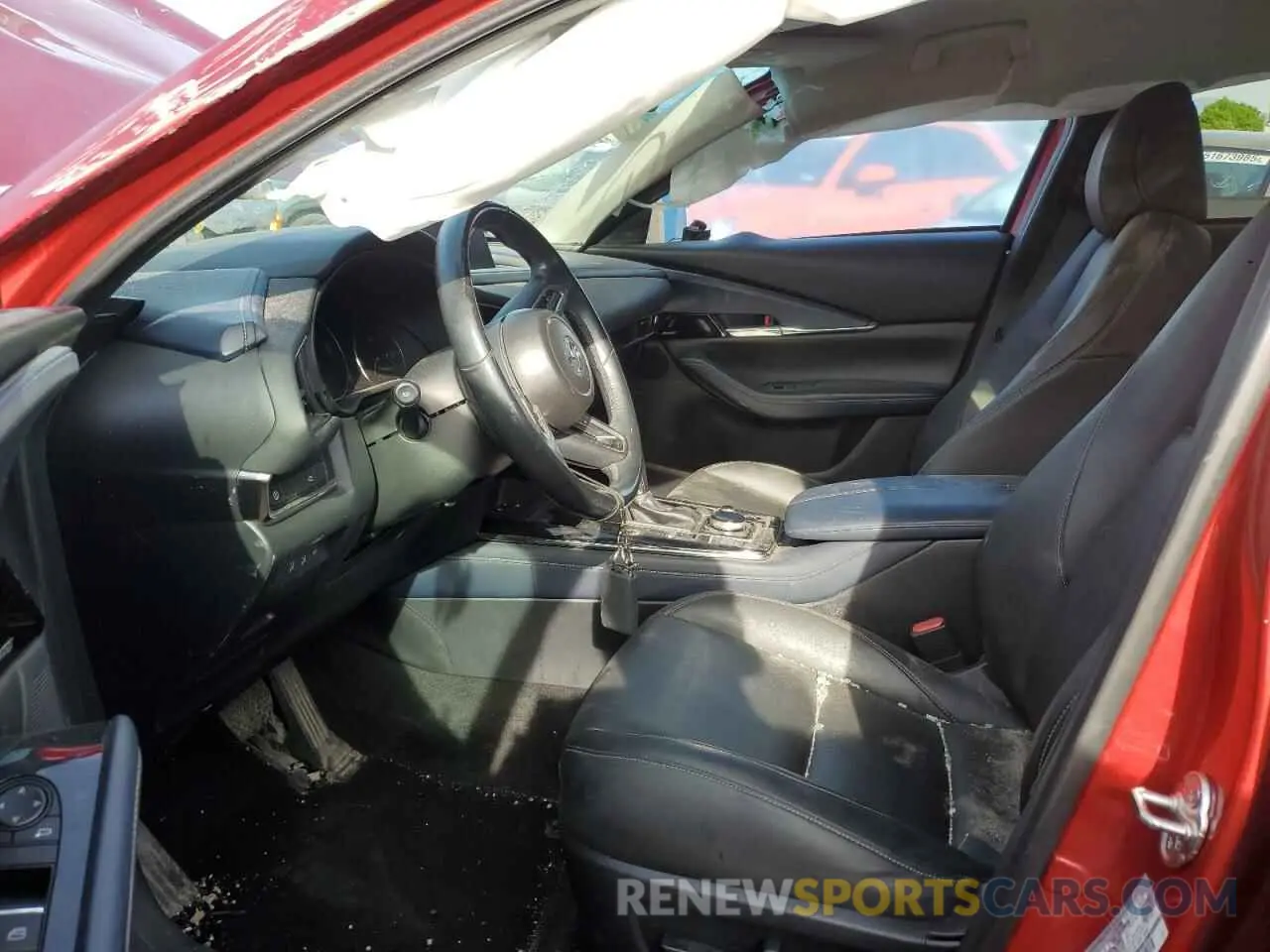 7 Photograph of a damaged car 3MVDMBDL7LM119105 MAZDA CX30 2020