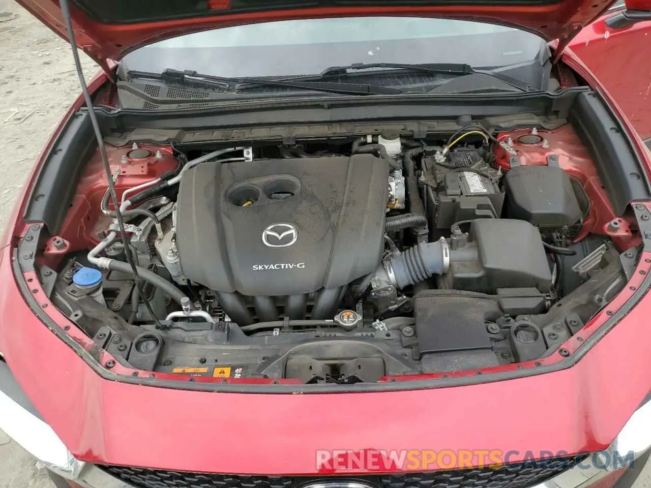 12 Photograph of a damaged car 3MVDMBEM4LM135849 MAZDA CX30 2020