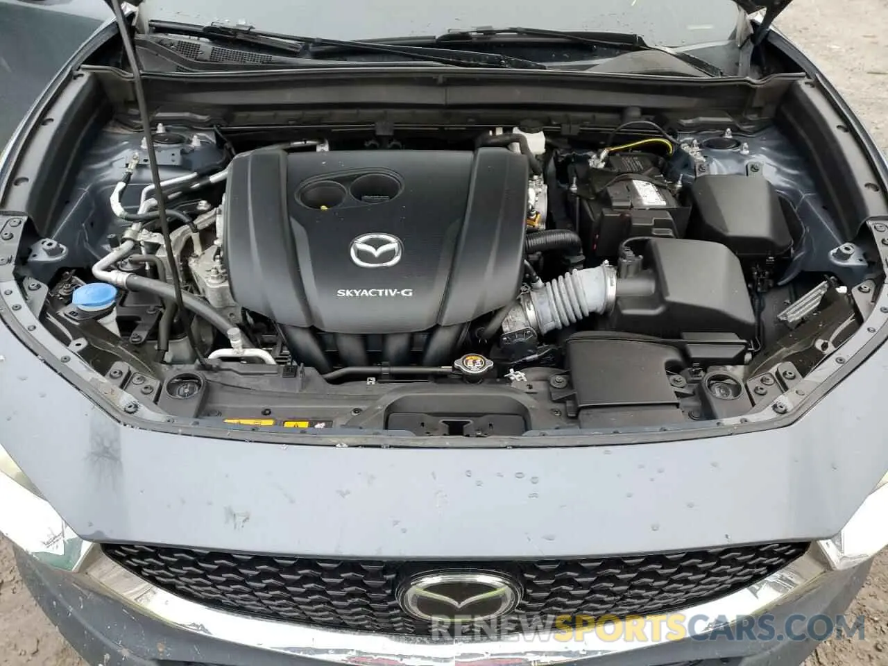 13 Photograph of a damaged car 3MVDMBEM4LM136726 MAZDA CX30 2020
