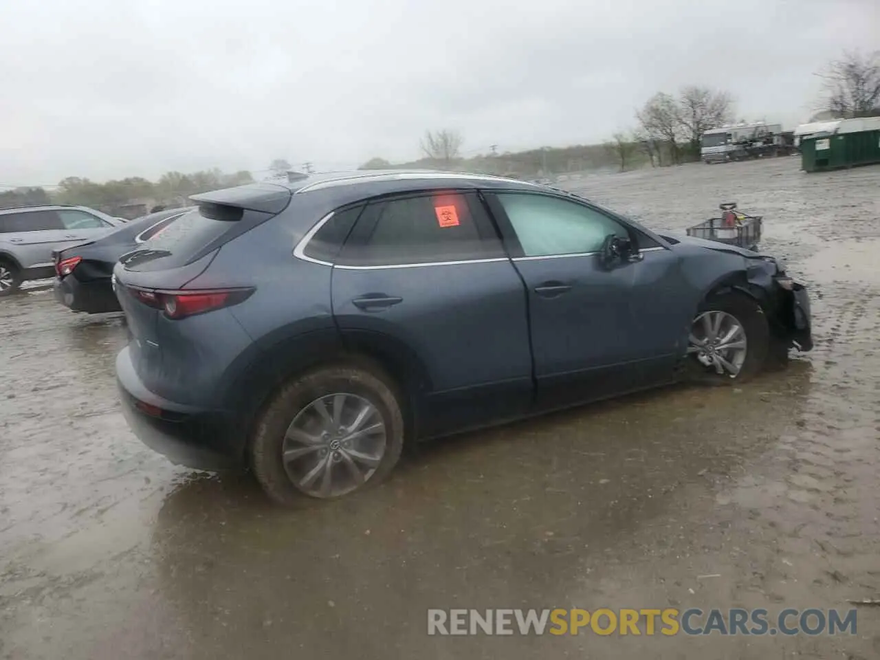 3 Photograph of a damaged car 3MVDMBEM7LM114168 MAZDA CX30 2020