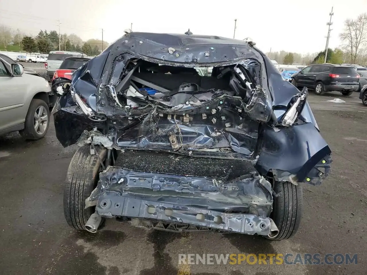 6 Photograph of a damaged car 3MVDMBEM8LM121954 MAZDA CX30 2020
