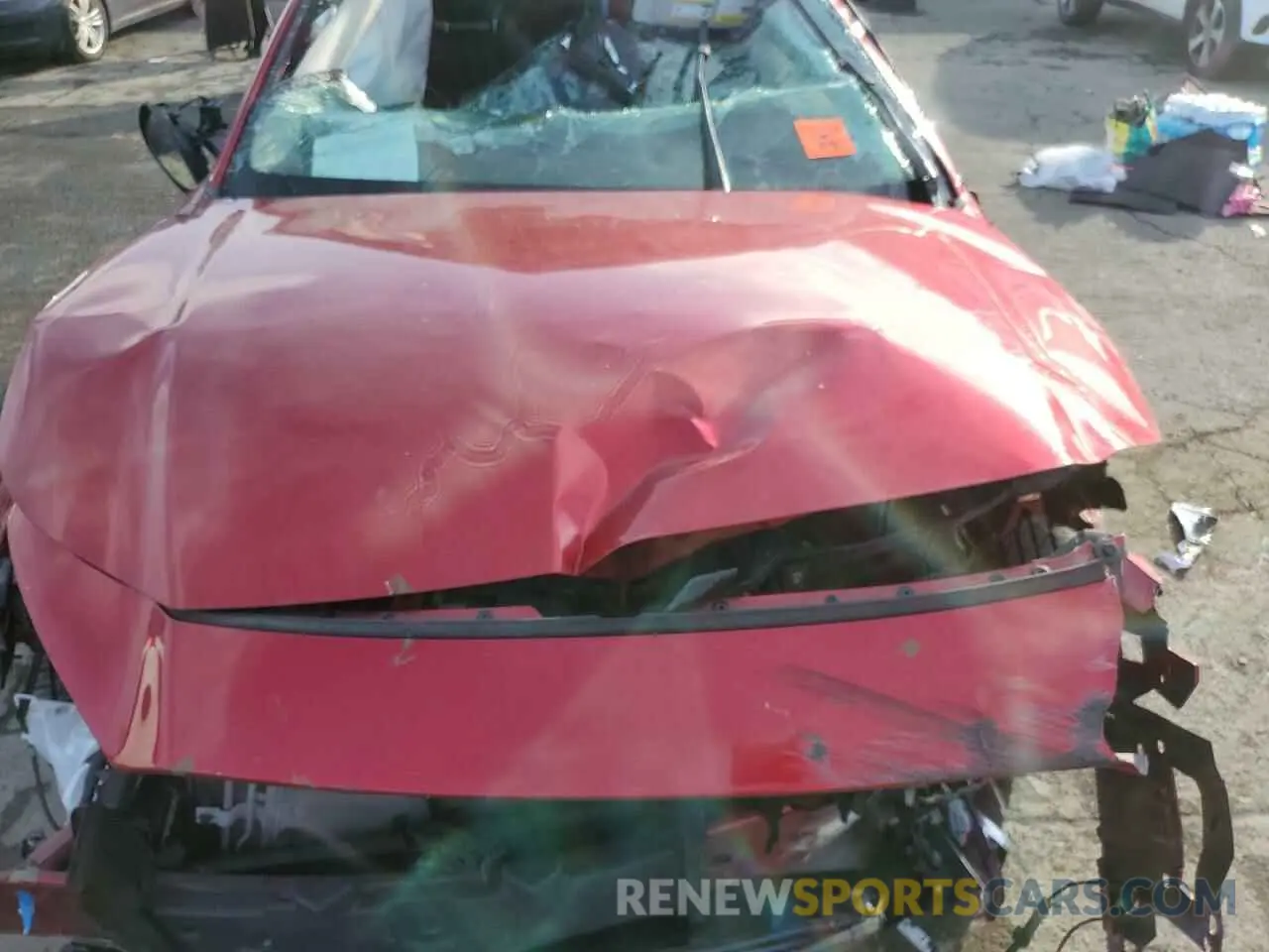 12 Photograph of a damaged car 3MVDMBEM9LM132641 MAZDA CX30 2020