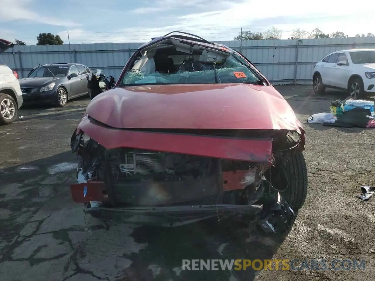 5 Photograph of a damaged car 3MVDMBEM9LM132641 MAZDA CX30 2020