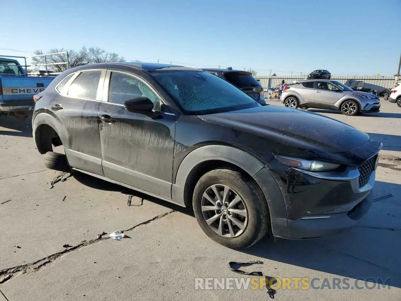 4 Photograph of a damaged car 3MVDMAAL5MM212947 MAZDA CX30 2021