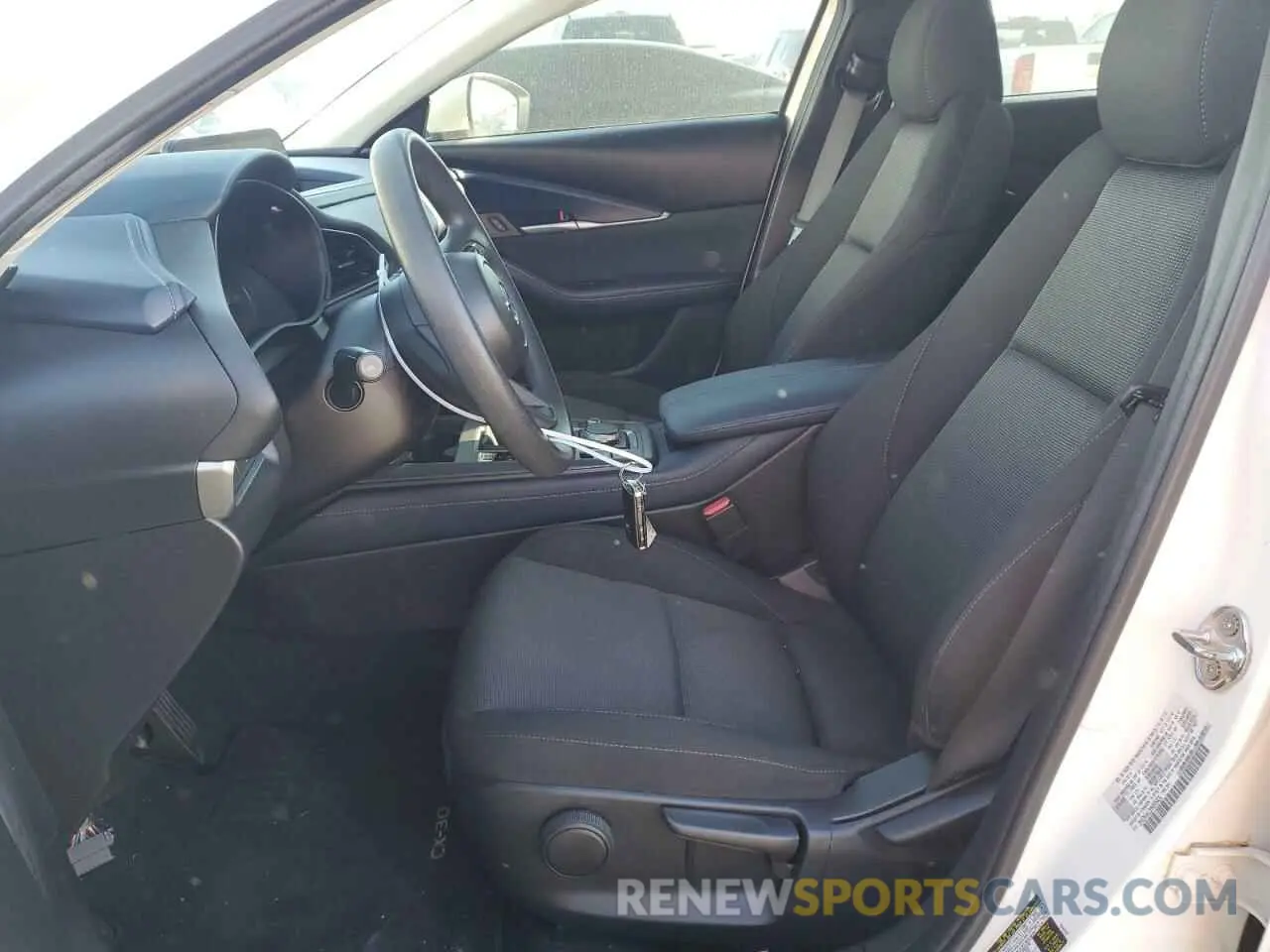 7 Photograph of a damaged car 3MVDMAAL5MM255409 MAZDA CX30 2021