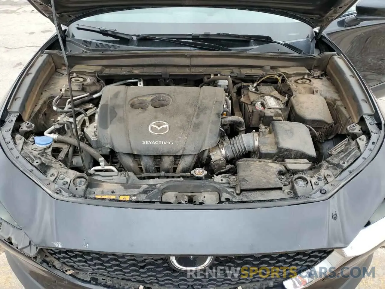 12 Photograph of a damaged car 3MVDMAAL5MM303863 MAZDA CX30 2021